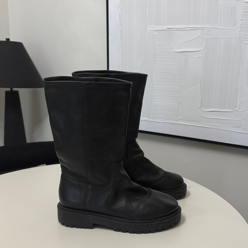 Arezzo Black real Leather under the Knee Boots size 8 wide calf - Picture 5 of 6